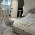 Jasmin Place